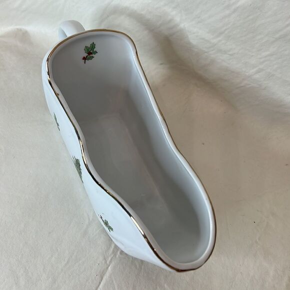 Christmas Tree Sleigh Gravy Boat 20 Oz  Gold Trimmed Porcelain White Green Holly - Picture 3 of 5